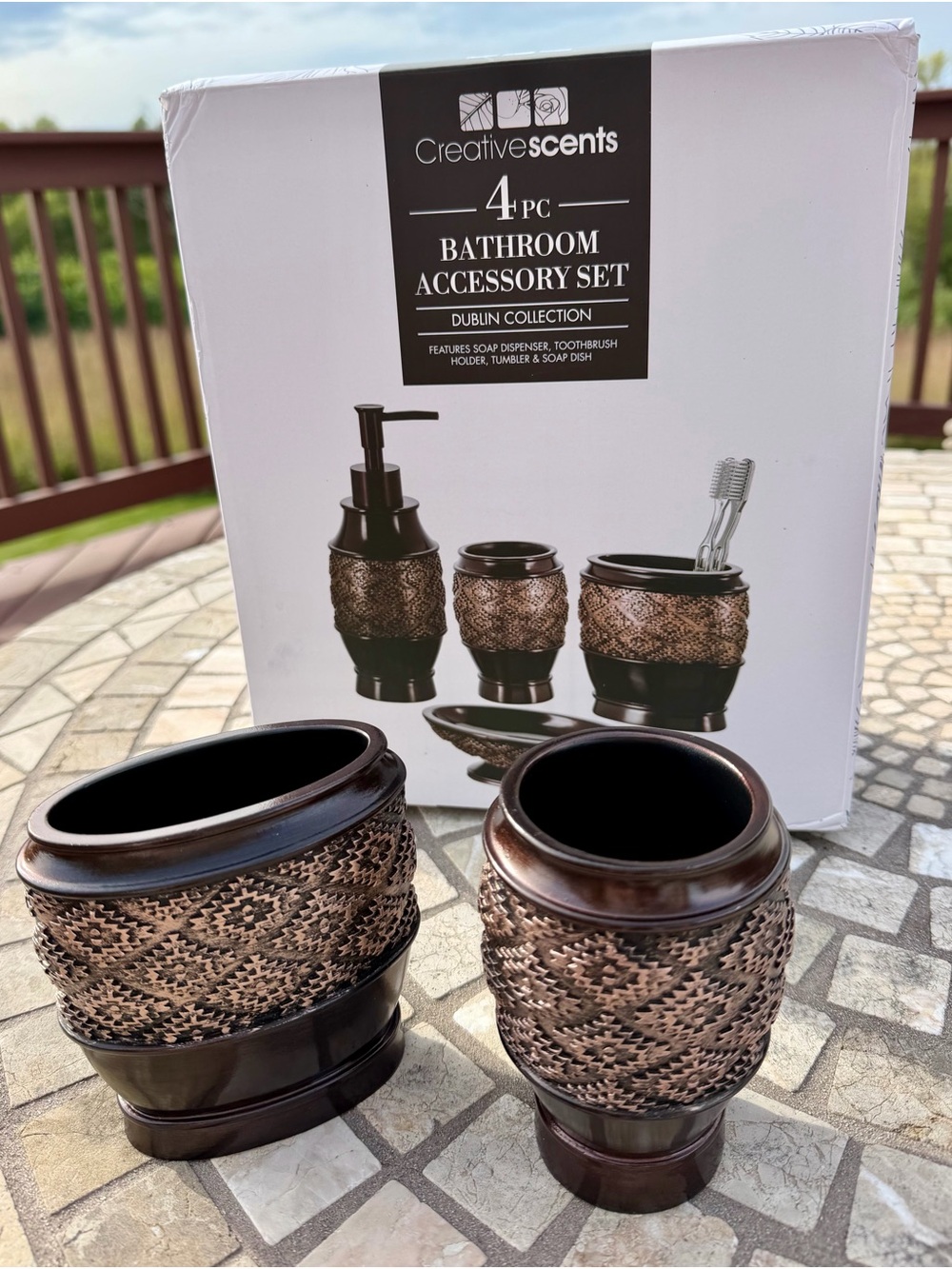 Stately Dublin 2-Piece Bathroom Accessories — Brown